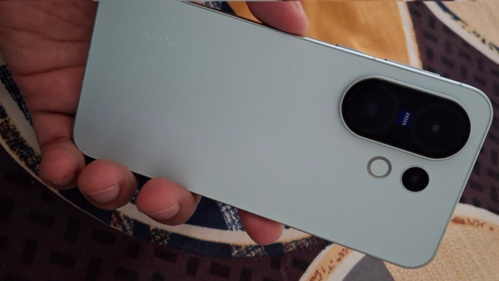 Vivo X200 FE