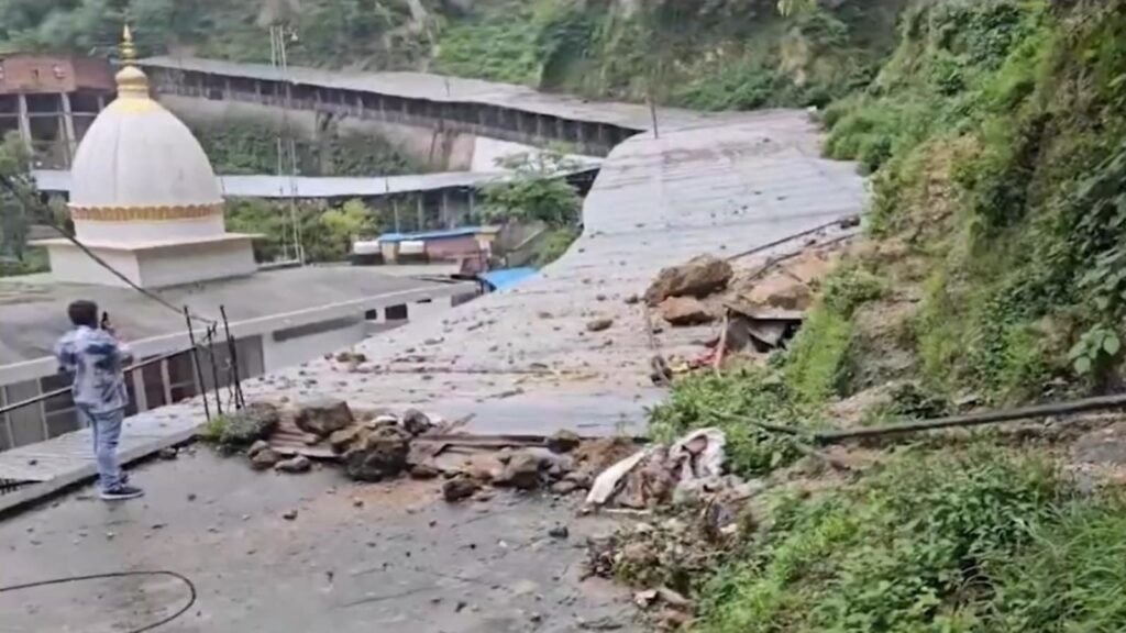 वैष्णो देवी भूस्खलन