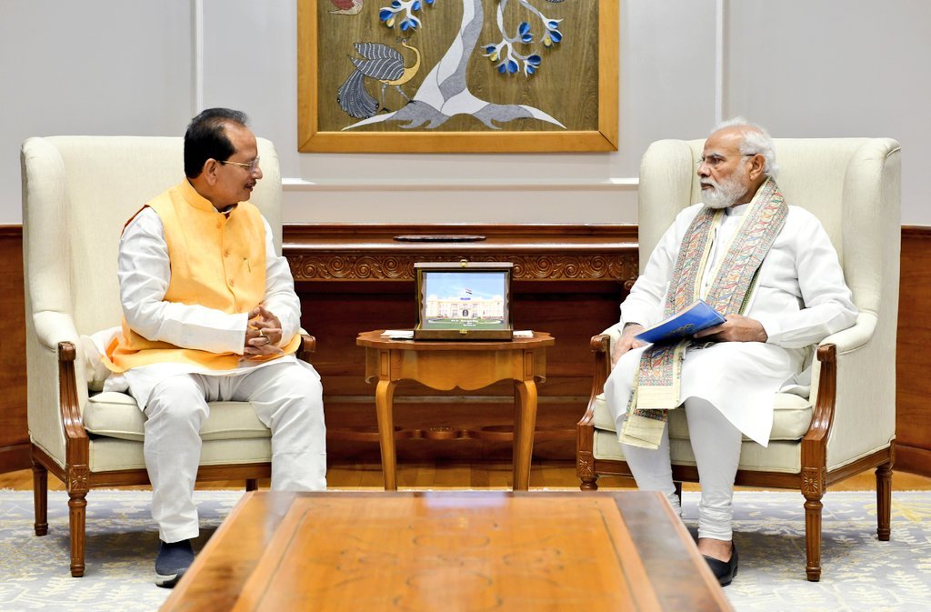 पीएम मोदी पर विवादित टिप्पणी को लेकर हाल ही में बिहार की सियासत में बड़ा भूचाल आया है।