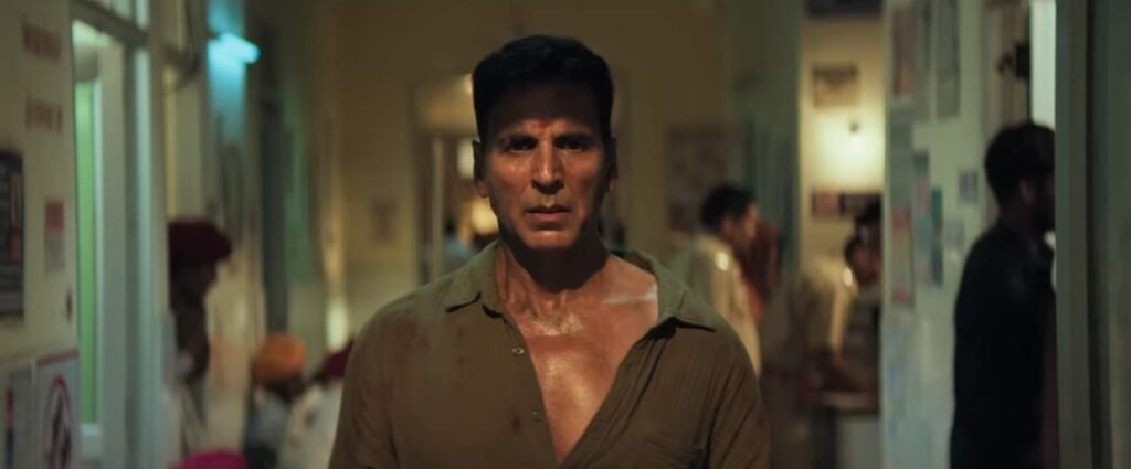 "Akshay Kumar aur Arshad Warsi courtroom mein debate karte hue, Jolly LLB 3 movie ka main scene"